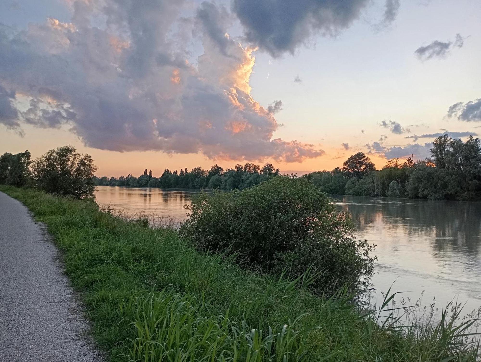 Casa Vacanze Nel Delta Del Po Taglio di Po المظهر الخارجي الصورة